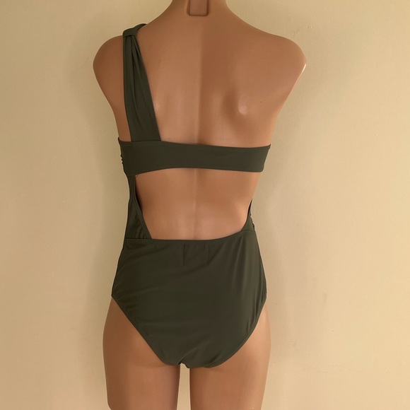 Comfy And Ready Katy One Shoulder Bathing Suit - Picture 7 of 10